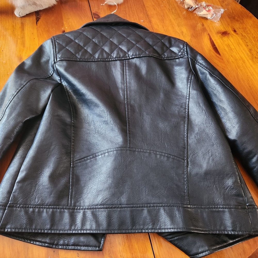 Universal Threads Leather Jacket - Picture 2 of 3